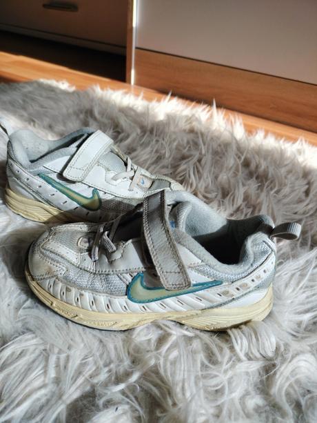 Nike tenisky za poštovné, nike,26