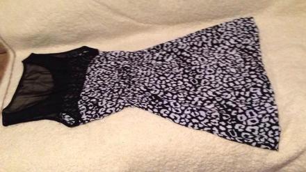 Dámske šaty / velkosť / 10, 158