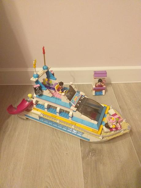 Výletná lod za delfínmi,