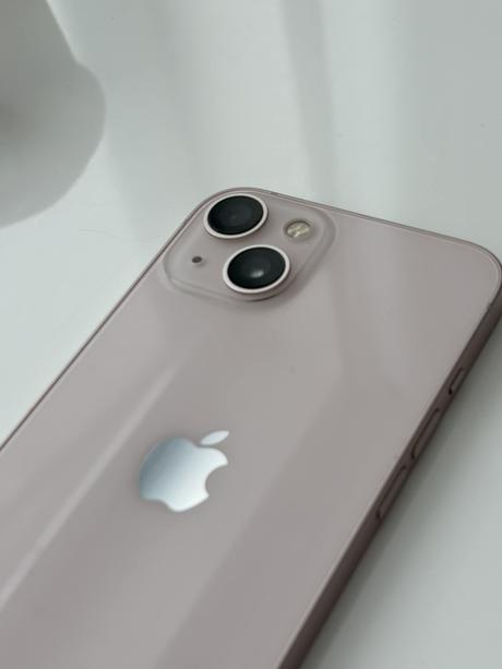 Predám iphone 13 128 gb pink, apple