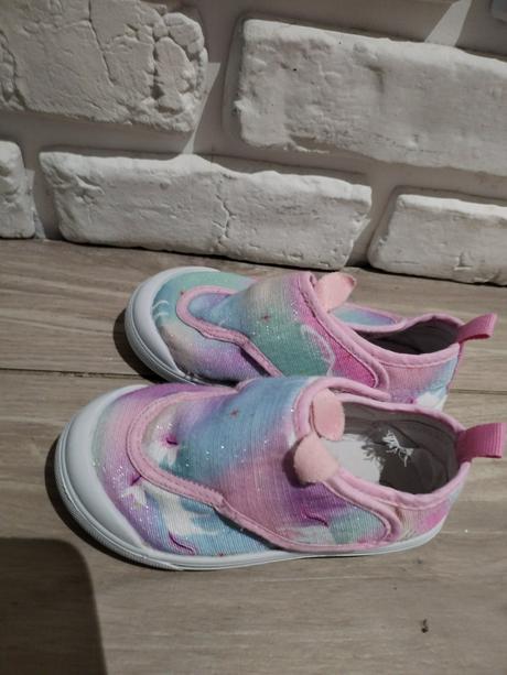 Tenusky krásne 24/25, 24