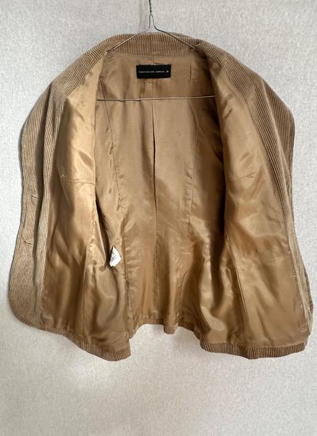 Značkové menšestrákové sako, 38