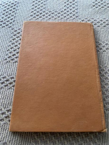 Stará kniha obrova stupaj maorijské rozprávky 1965,