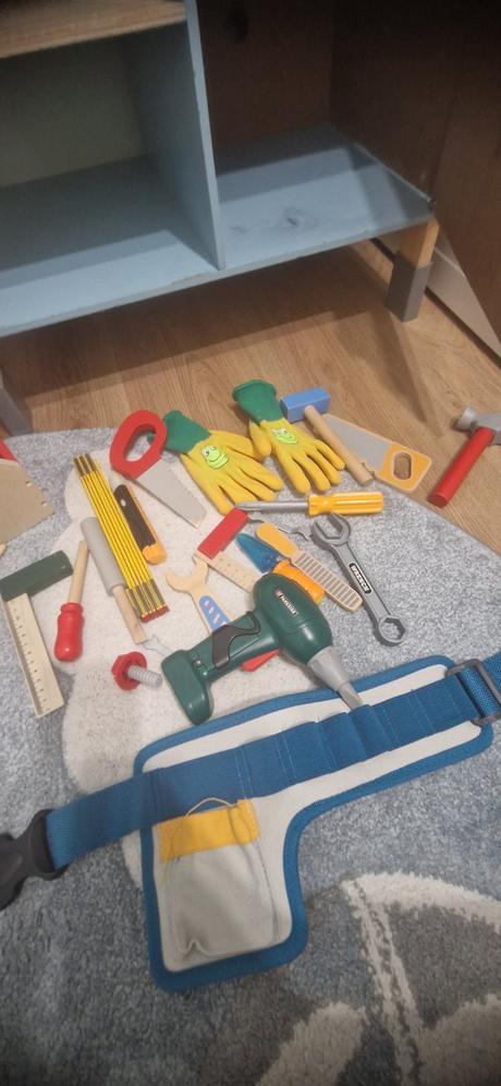 Detský pracovný stolík, 