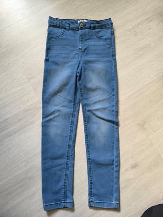 Mierne elastické rifle, sinsay,140