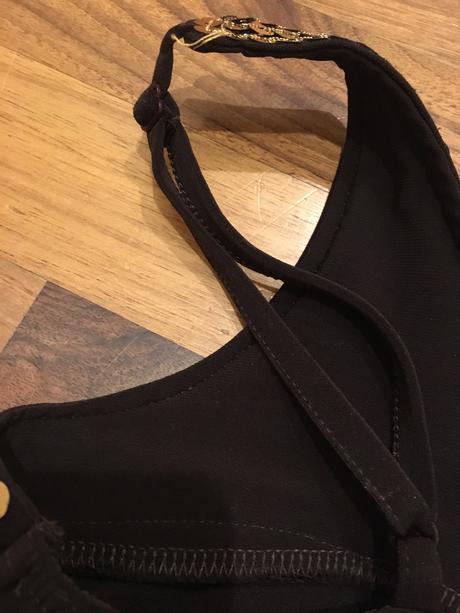 Elegantny top superstav, s