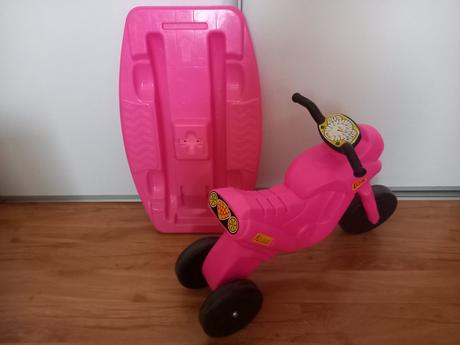 Dievčenské hračky a boby, 