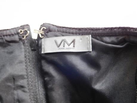 Pekne slavnostne saty, 42