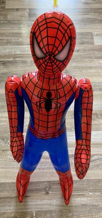 Nafukovací spider-man,