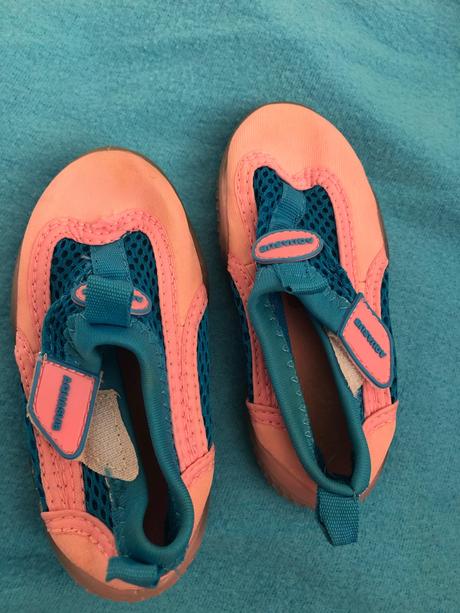 Topánky do vody, 23