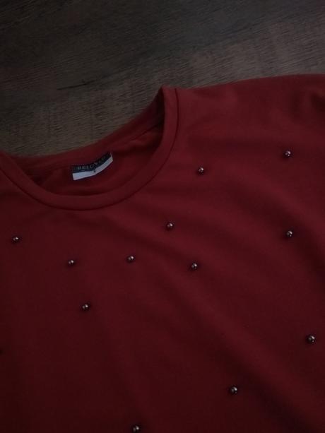 Tričko s kovovými guličkami, s