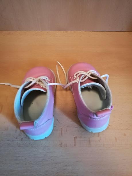 Prvé dievčenské topánočky, slovobuv,19