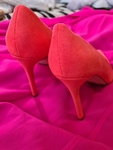 Lososove črievičky, 38