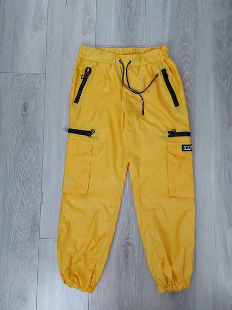 Sustiakove nohavice, s