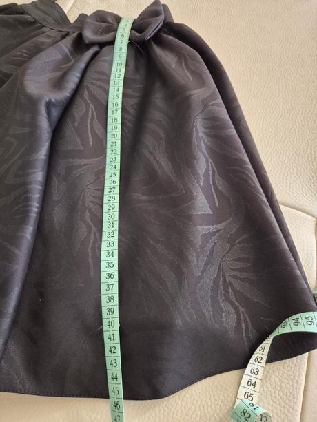 Čierna sukňa 152, 152