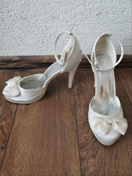 Svadobné topanky, 39