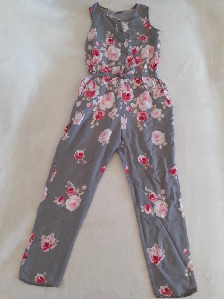 Dievčenský overal, tu,122
