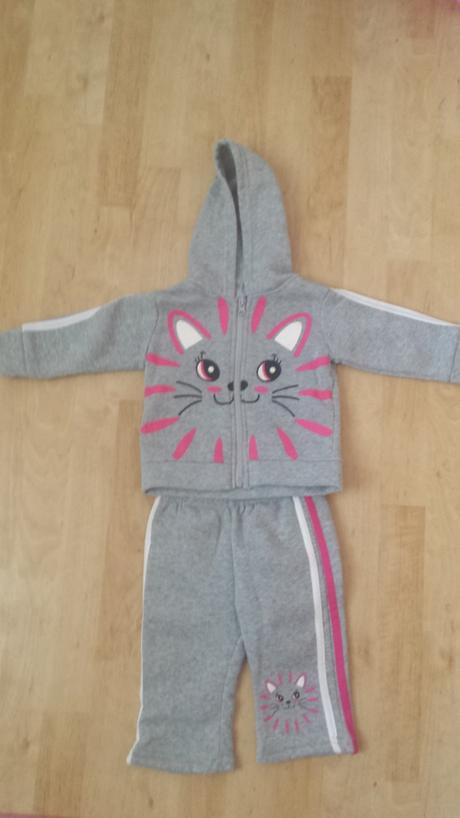 Tepláková súprava, 74