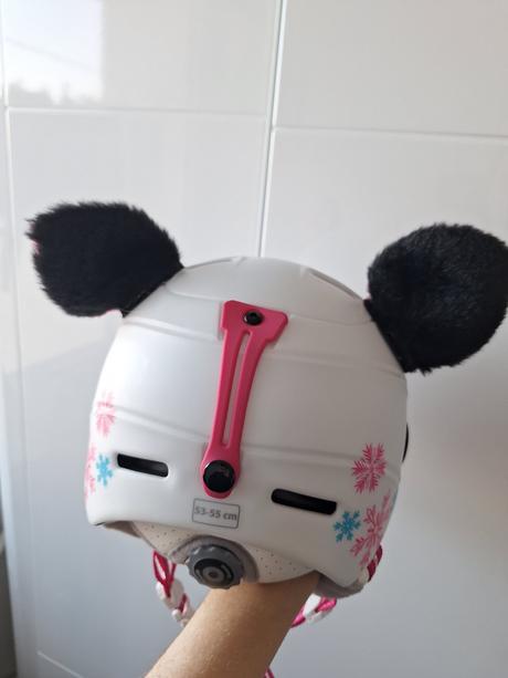 Detska lyziarska prilba, etape,s