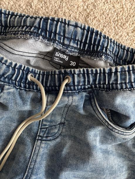 Džínsy, sinsay,30