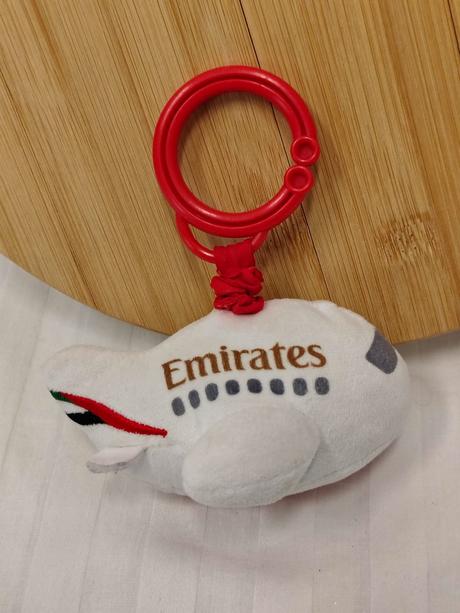 Zberateľské vibračné lietadlo emirates s klipom,