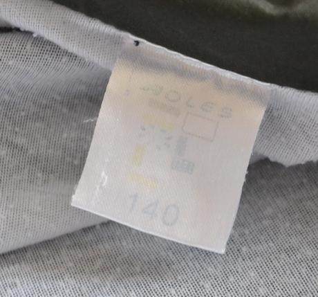 Oranzovo-siva vetrovka, 140