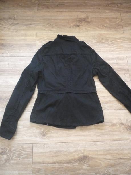 Divided prechodny kabat, h&m,36