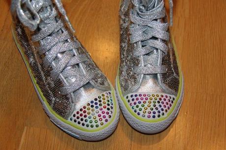 Strieborné flitrové tenisky, 32