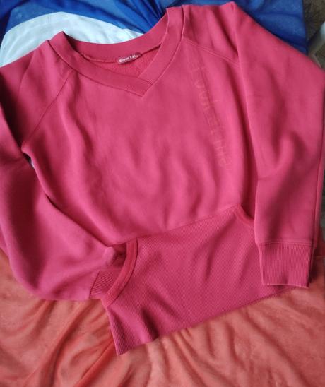 Červená mikina s vreckami, m