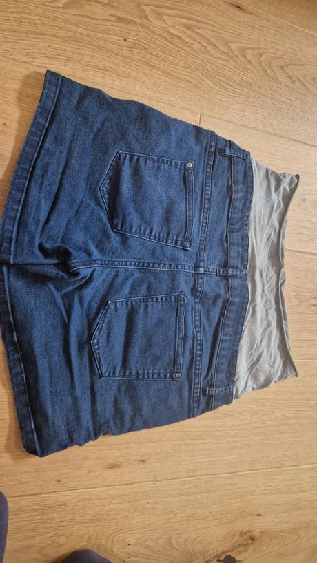 Tehotenske kratase v. 38, esmara,38