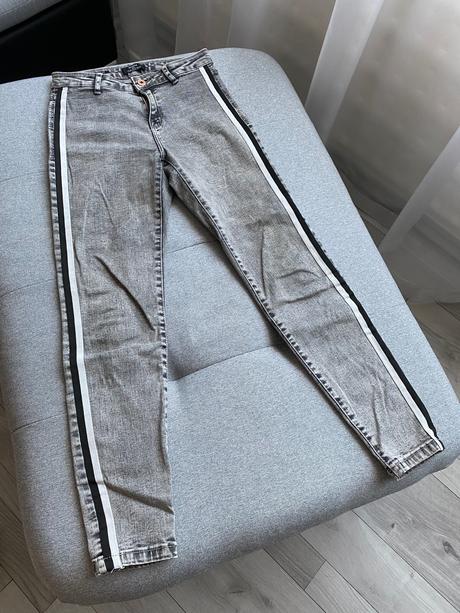 Dámske sivé rifle, bershka,s