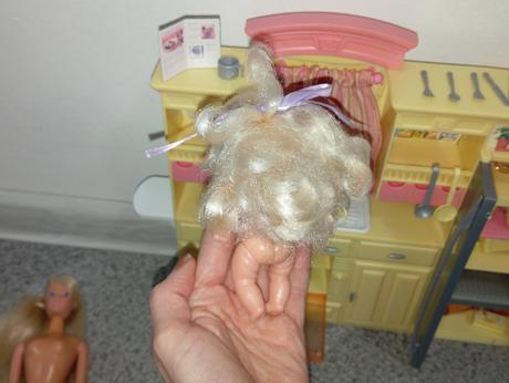 Barbie kuchyňa s riadikmi,