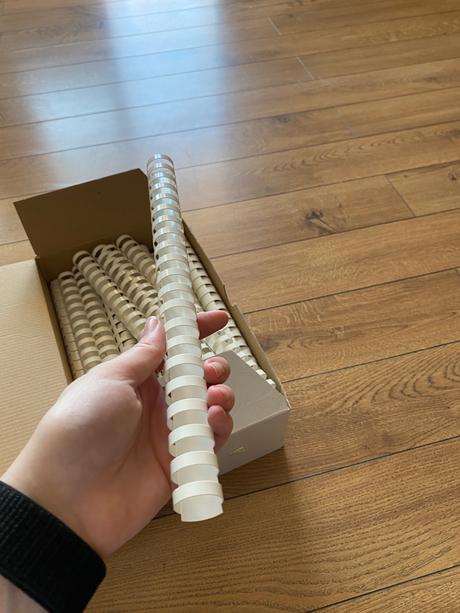 Plastové hrebene pre krúžkovú väzbu - 22mm, 