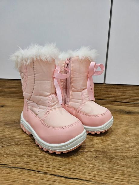 Ružové snehule, veľkosť 22, 22