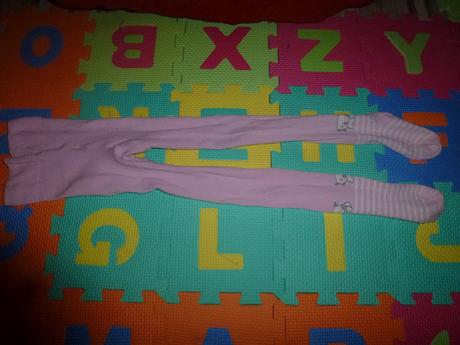 Ružové pančušky so vzorom, 22