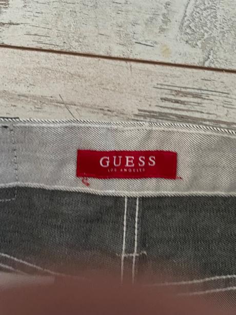 Panske kratase guess, guess,30