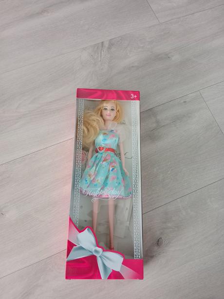 Krásna bábika top stav,