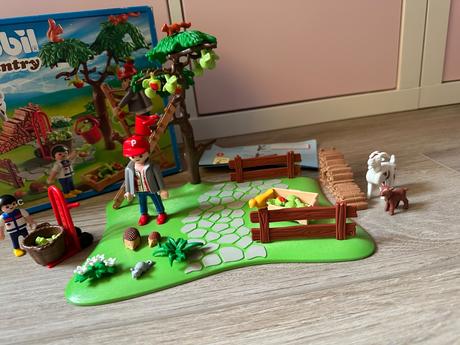 Playmobil stavebnica oberačka jabĺčok,
