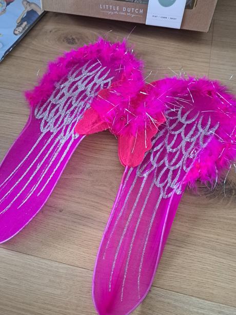 Kridla a goralky do vlasov, 