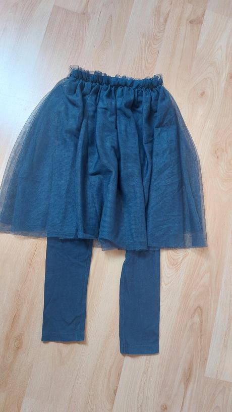 Leginy sukničkové, 122