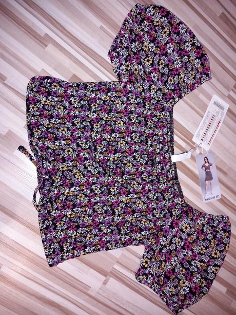 Kvetinové tričko, new yorker,34 - s