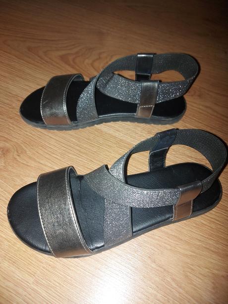 Sandalky, graceland,31