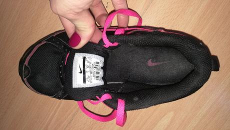Krasne nike kozene tenisky, nike,33
