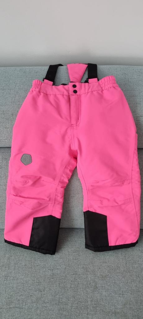 Dievčenské otepľovačky, 98