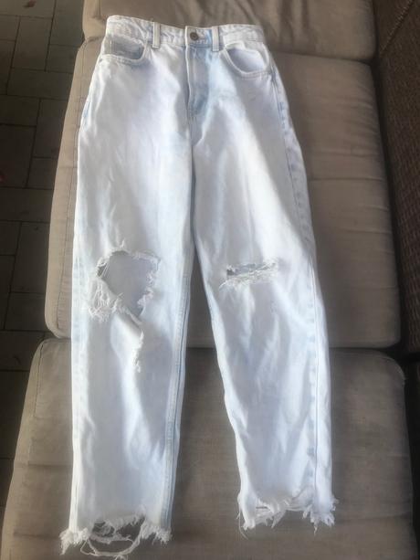 Potrhane rifle, bershka,s