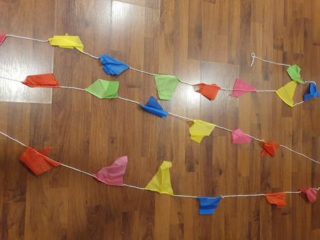 Narodeninové zástavky 4 metre - látkové 22 kusov, 