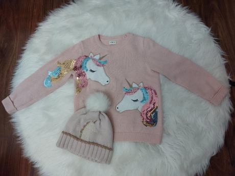 Dievčenský sveter + čiapka, 122