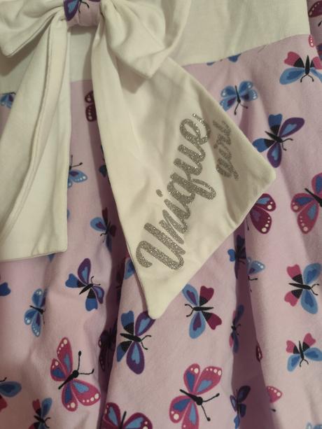 Šaty na predaj, 128