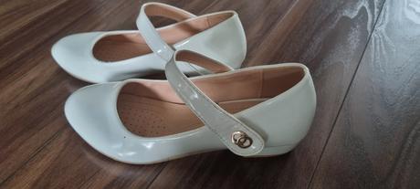Biele balerínky, 35