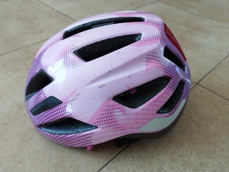 Prilba specialized, s